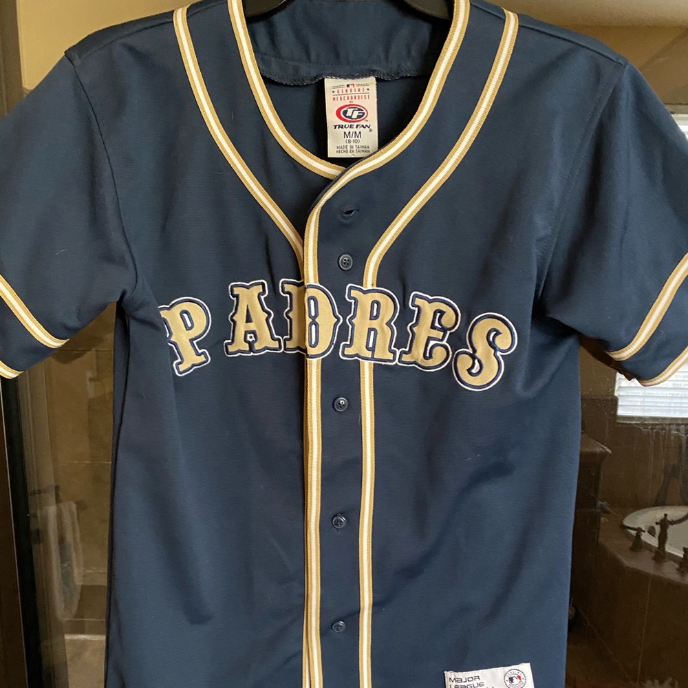 Women’s Padres jersey